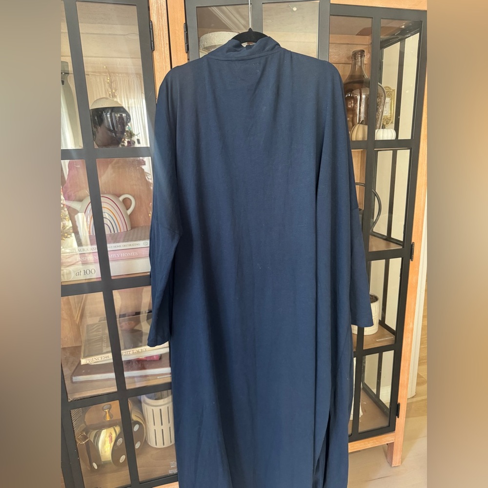 Petite Plume Long Open-Front Robe - Picture 4 of 7